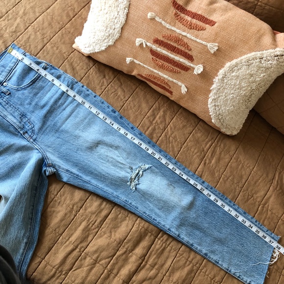 Madewell The Perfect Vintage Crop Jean in Rosabelle Wash Comfort Stretch Edition - Picture 15 of 16